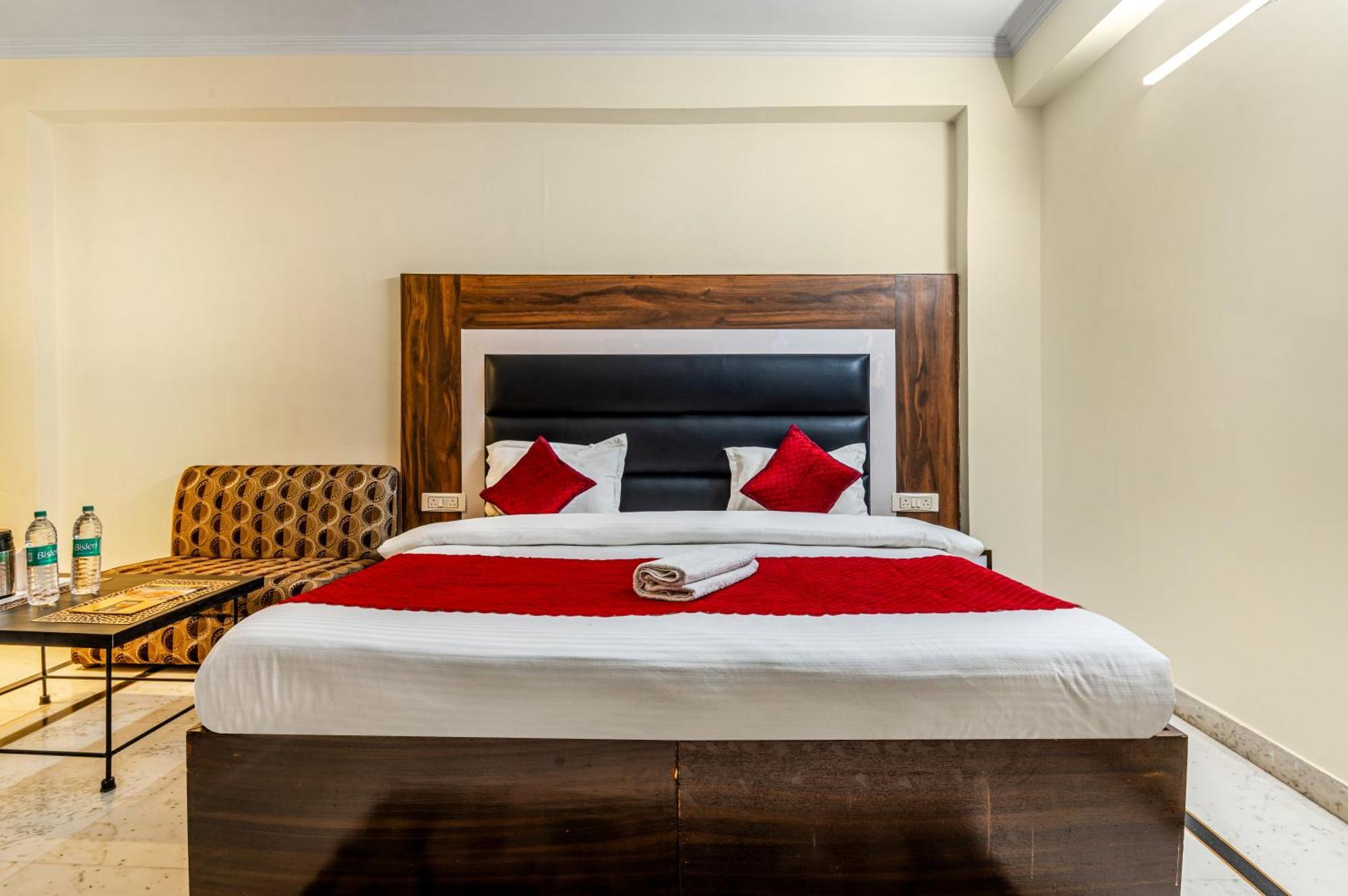 Hotel Nice Palace Delhi  Extérieur photo