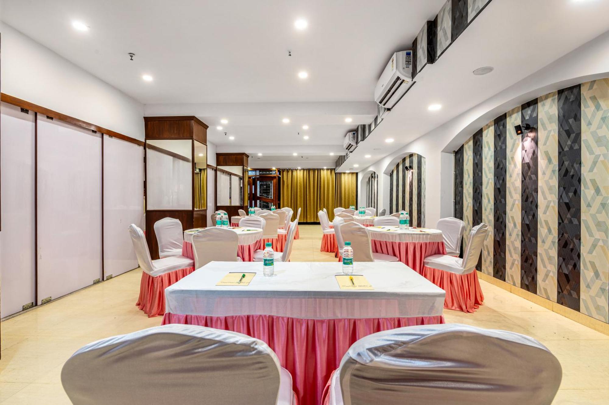 Hotel Nice Palace Delhi  Extérieur photo