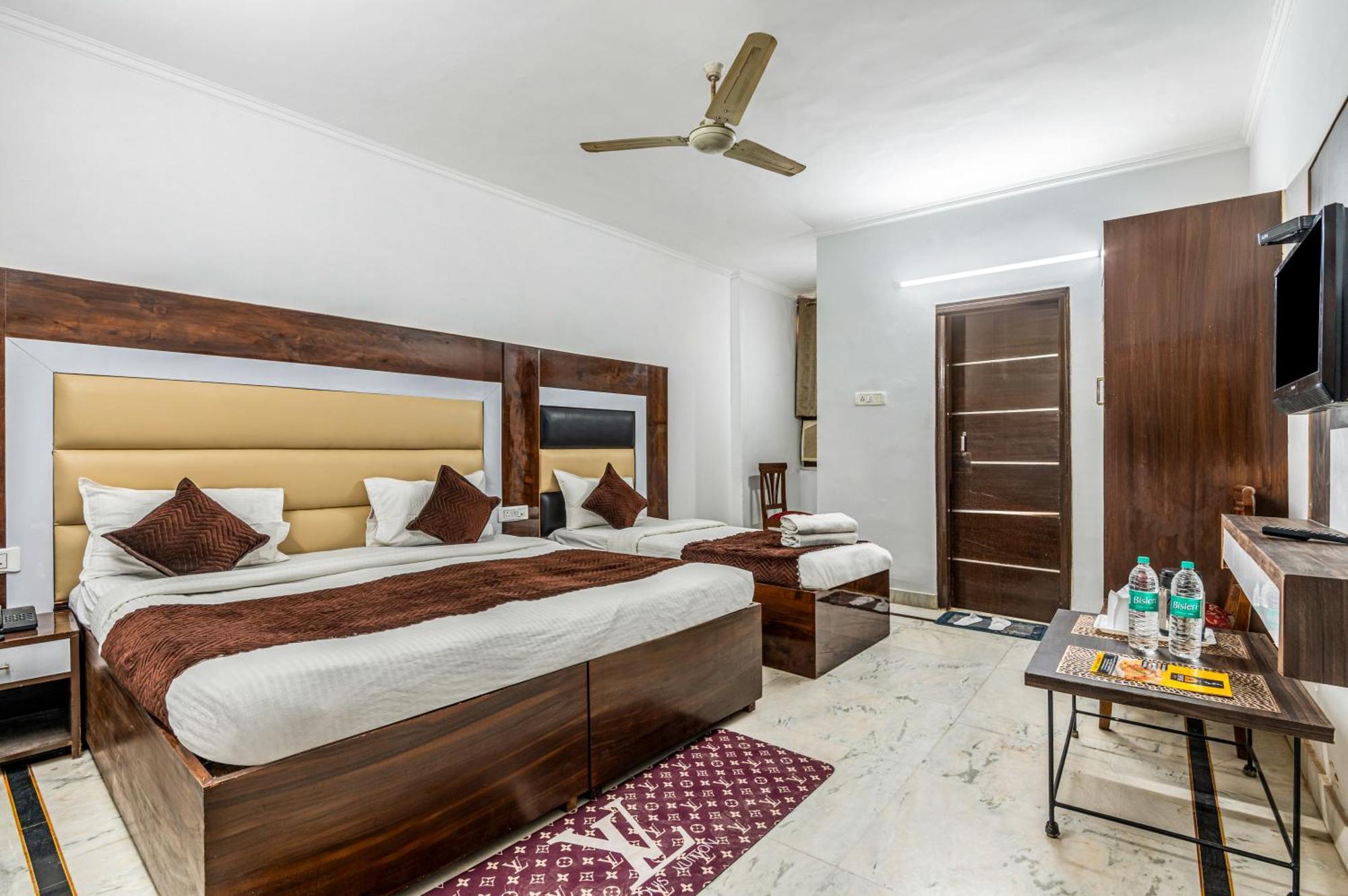 Hotel Nice Palace Delhi  Extérieur photo